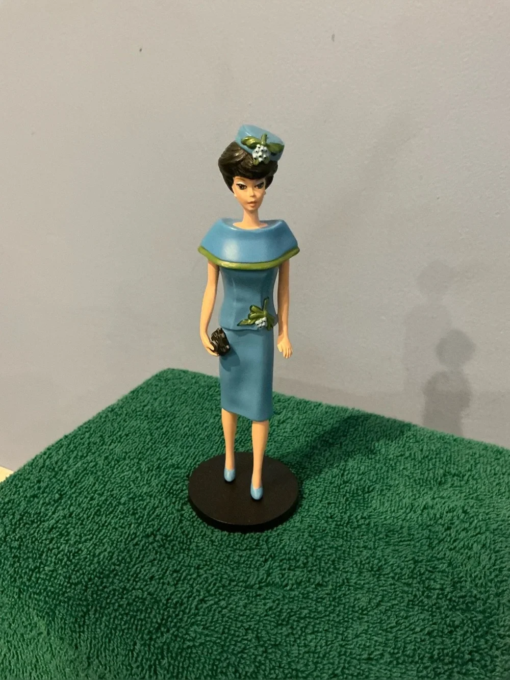 1993 Danbury Mint Classic Barbie Figurine Collection Fashion Editor 1965
